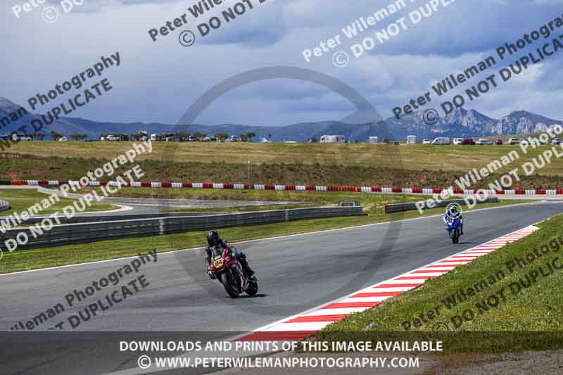 cadwell no limits trackday;cadwell park;cadwell park photographs;cadwell trackday photographs;enduro digital images;event digital images;eventdigitalimages;navarra;no limits trackdays;peter wileman photography;racing digital images;trackday digital images;trackday photos